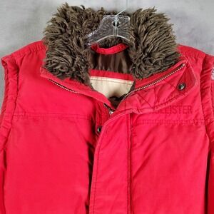 Hollister Y2K Vest Mens‎ M Red Down Puffer Faux Fur Collar Full Zip Snap Preppy